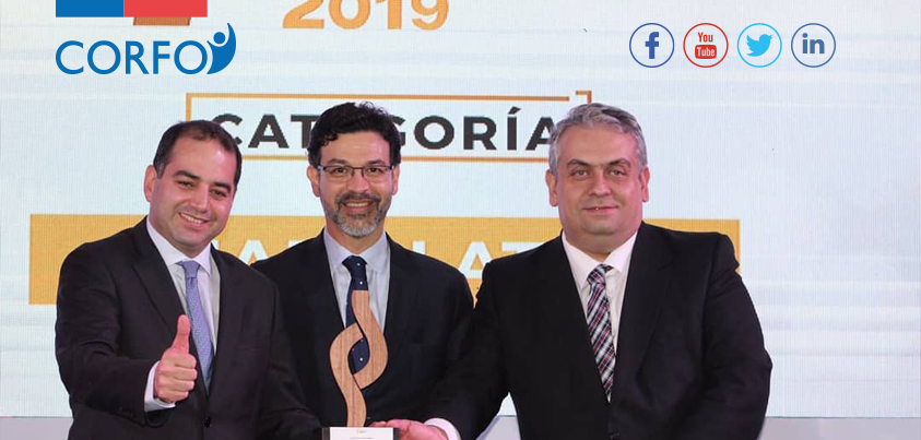 Corfo's tweet photo. El plan Nacional Chile Territorio Inteligente de @ctdcorfo obtuvo el primer lugar, en la categoría Smart Latam en el #LATAMSmartCityAwards #SCELC19 conoce los detalles de esta iniciativa 👉 https://t.co/ODKTsIXXGl 🇨🇱🚀🌎💡📶 https://t.co/JL88Hlk3VR