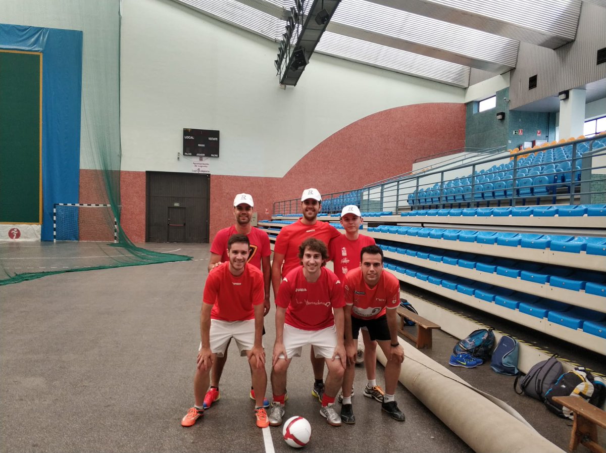 circularuniv's tweet image. Nuestros chicos han disfrutado de lo lindo hoy jugando al fútbol, disfrutando en equipo, aúpa chicos #EmployeeExperience #Empresasfelices