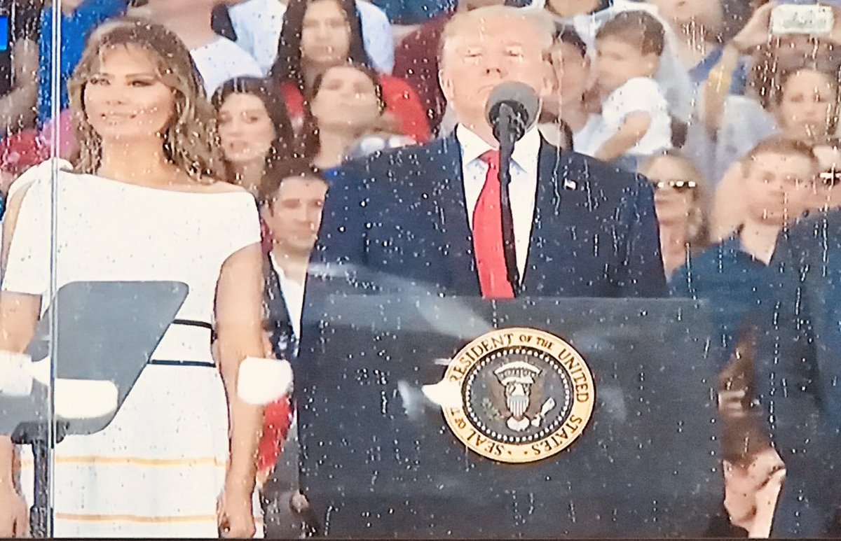 BelaKitten_Bh's tweet photo. I lived in this amazing Country for 29 years and I never seen a patriot @POTUS  as @realDonaldTrump . God Bless America and @POTUS and you all. This is best the 4th July I ever seen. Happy 4th of July . I love America #ProudToBeAnAmerican 🇺🇸🇺🇸🇺🇸🇺🇸🇺🇸🇺🇸🇺🇸🇺🇸🇺🇸🇺🇸 https://t.co/oJduOkdncU