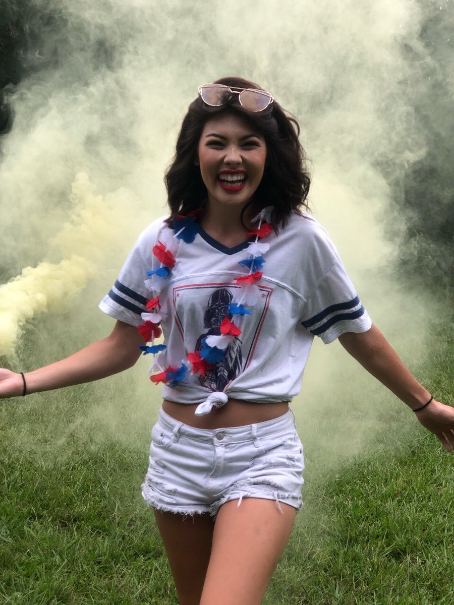 HAPPY 4TH YALL❤️💙🇺🇸