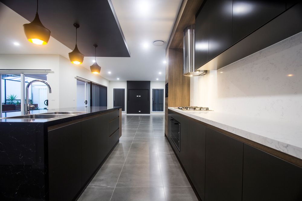 SeasonsRE's tweet photo. Stunning Kitchen! 
This luxurious house is located in Prestons NSW.
If you would like information, please feel free to contact Seasons Real Estate on 02 8319 4842.
#Findyourdreamhome https://t.co/vsniA9DLXs