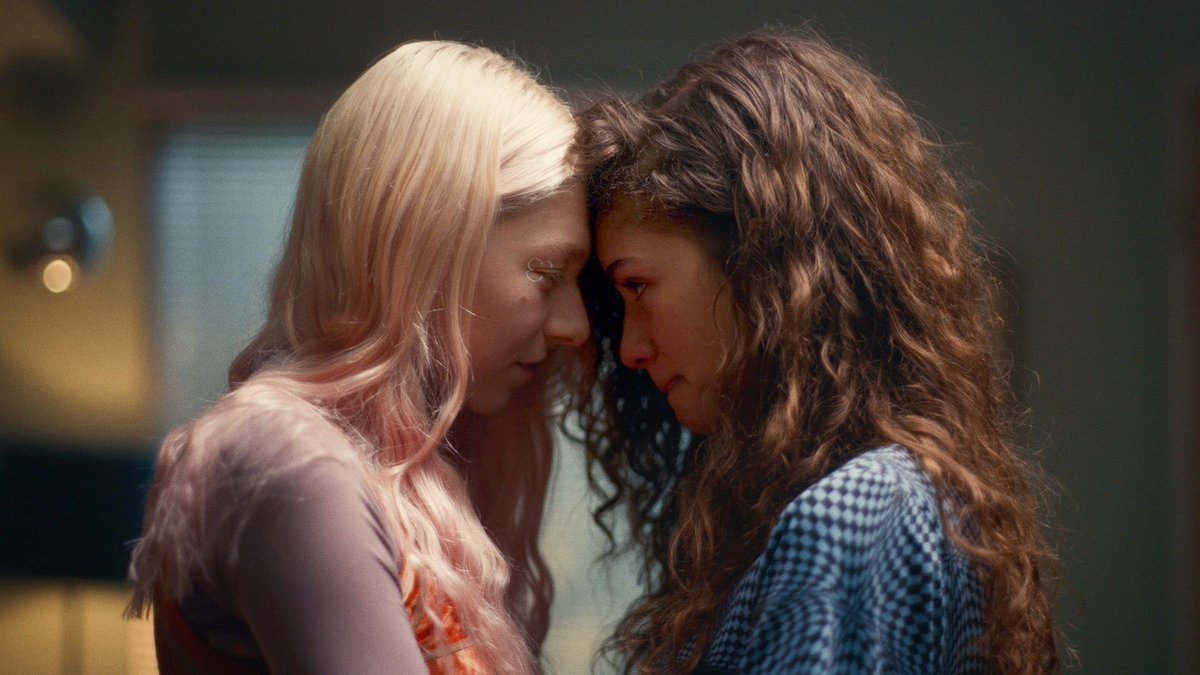 jay_jeffnx's tweet photo. เห็นประเด็นทรานส์แล้วอยากแนะนำ euphoria ที่ zendaya แสดงนำ Jules ในเรื่องเป็นทรานส์ รับบทโดยนักแสดงที่เป็นทรานส์จริงๆ hunter บอกว่าเป็นเรื่องแรกที่เขาได้รับเล่น เป็นละครดราม่าปัญหาชีวิตวัยรุ่น ติดยา เซ็ก ความรุนแรง มีหมดครบในเรื่องเดียว ชอบการเล่าเรื่อง https://t.co/tH2tjAorpi