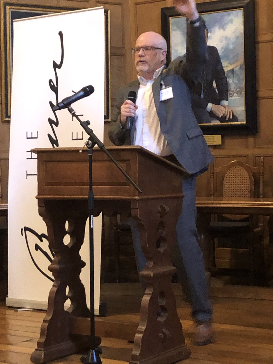 BizInnovateMag's tweet photo. “The ambition is to make the UK the best place in the world to make medicines” says Dr Andy Jones, Director of the Industrial Strategy Challenge Fund Medicines Manufacturing Challenge @innovateuk at #Oxford @BessemerSociety annual dinner #OxLifeSci #LifeSciences #MediaPartner https://t.co/N01RpaK2jG