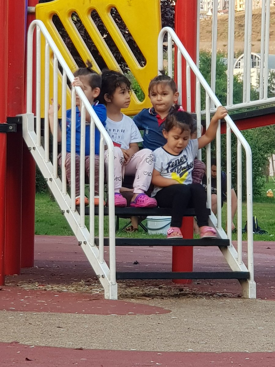 Allahım sizi ayırmasın kuzen candır :)