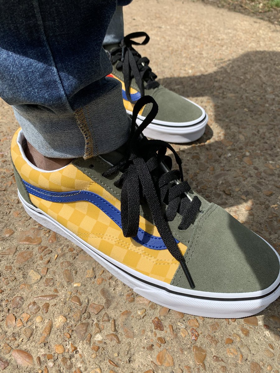 TaeeSosaaaa's tweet photo. Bitch I Really got it💰 So I Pop A lot Of Shit 🎱🤩 https://t.co/7sIDcVFunp