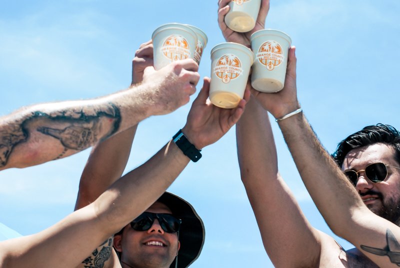 Pair your beachin’ #4thofJuly plans with a crowler of Bleached #BlondeAle. 
Call it an all Ameri-CAN celebration 🇺🇸