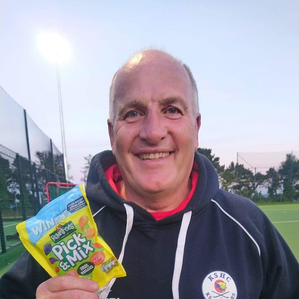 KSCougars's tweet photo. The mixed team were back in action tonight against Magic Seaweed and slogged out a 0-0 draw! Both teams had chances, but the keepers were in fine form, with Tony Paul being voted player of the match for the Cougars. Big thanks to Matt West for umpiring for us. https://t.co/7SlmX0qkMJ