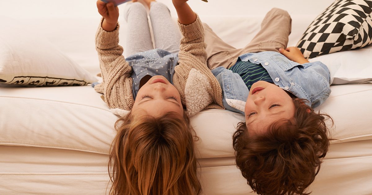 RT <a href="/Todaysparent/">Today's Parent</a>: 5 sneaky ways I get my kids to read more —&amp;gt; ow.ly/jCkR50uSRPg