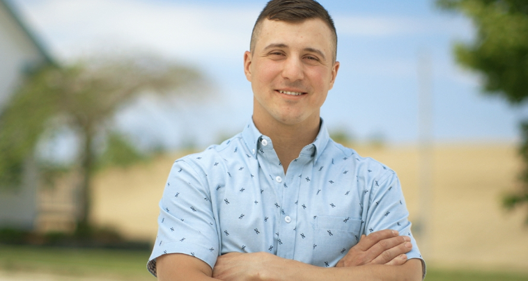 Jayson est le principal actionnaire de l’entreprise familiale sur laquelle il travaille avec ses parents.

Regardez son portrait et inscrivez-vous, si le cœur vous en dit, comme prétendante : bit.ly/2JnPOhr
#adlpre