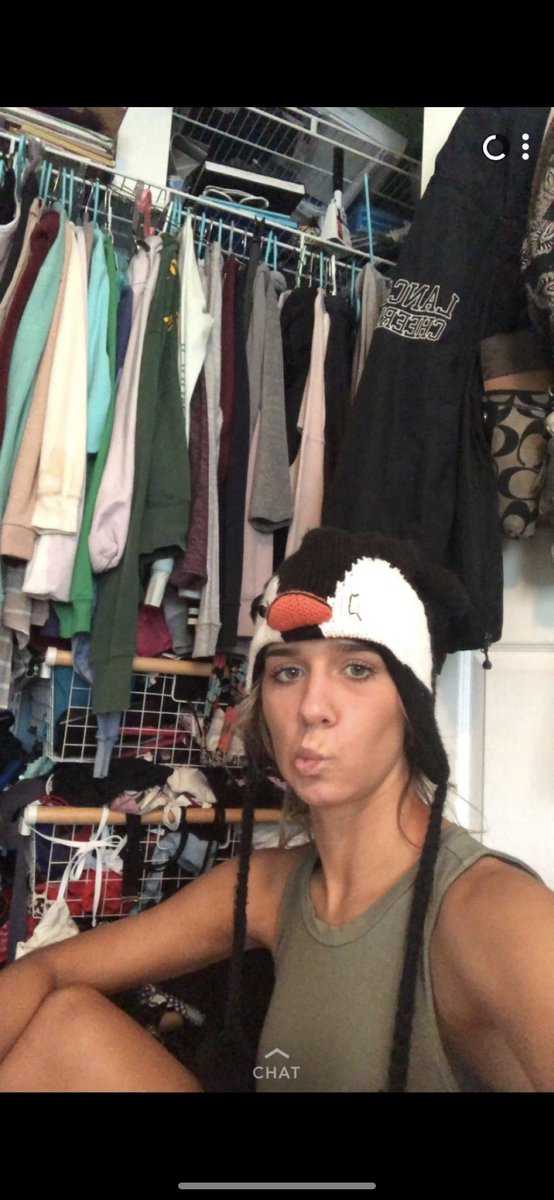 jilljelonek's tweet photo. HUGE Happy Birthday to this crazy weird girl I love so much 🤩🤪 https://t.co/8pdB9opua5