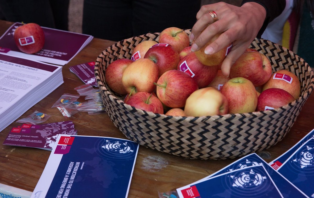 Interested in #globalhealth? Subscribe the @GHC_IHEID mailing list! We send announcements &amp; news on global health diplomacy, policy &amp; research: <a href="/GenevaInter/">Geneva International</a> <a href="/IlonaKickbusch/">Ilona Kickbusch</a>  <a href="/IHEID/">IHEID</a> @IHEID_Executive  Subscribe by checking the 'Global Health' box on bit.ly/2XGzi5z