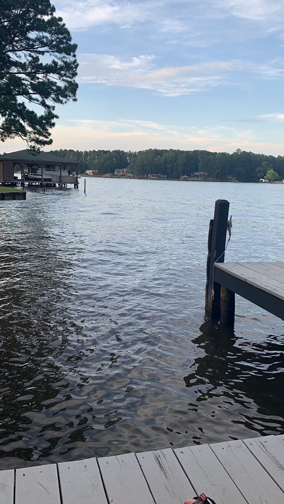 buzzing_bees's tweet image. Nothing better than July 4th on the lake!