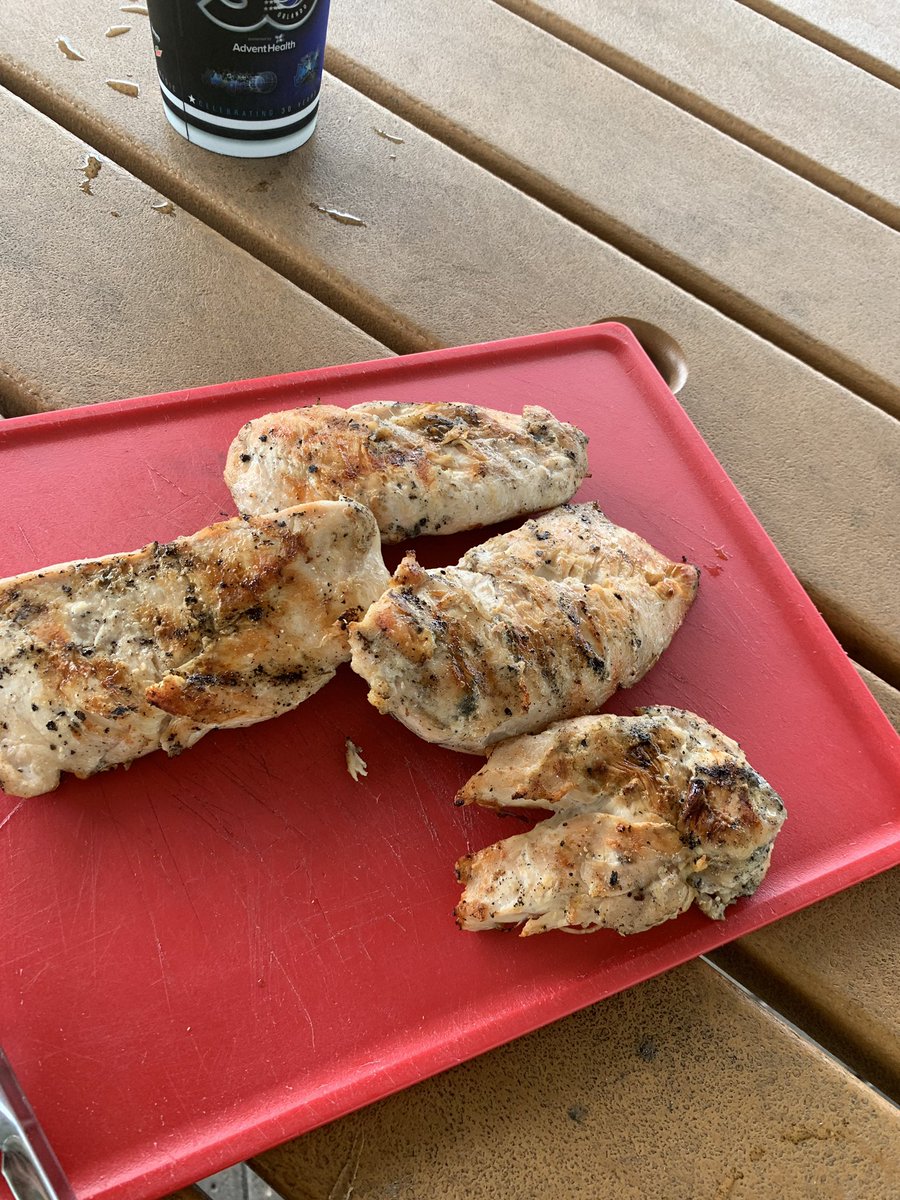 Héctor González tweet media