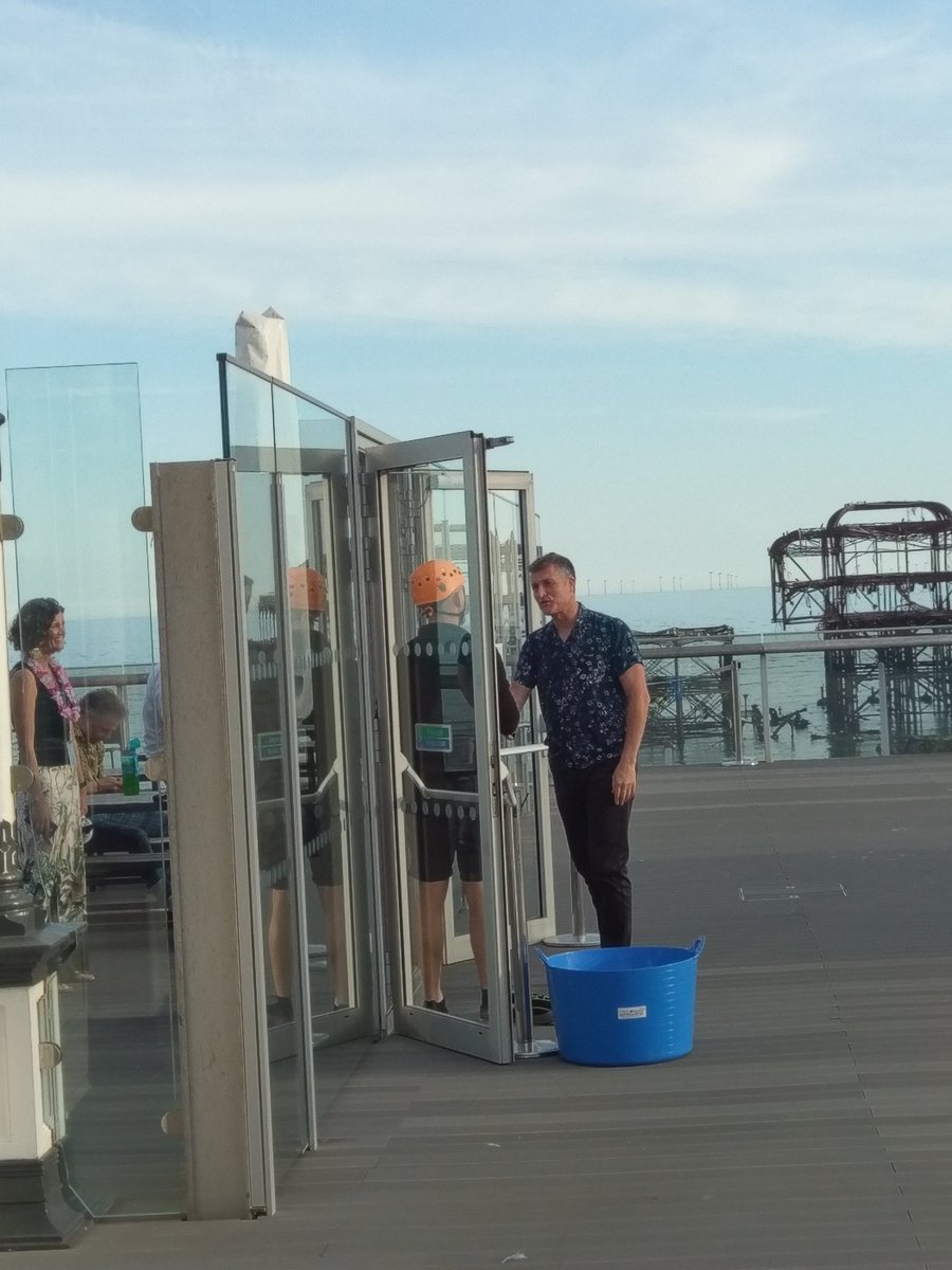 Seb from @platf9rm with a giant seagull 😂 Congrats on abseiling from the i360 for <a href="/thectsbrighton/">The Clock Tower Sanctuary</a> <a href="/Sebroyle/">Seb Royle</a>