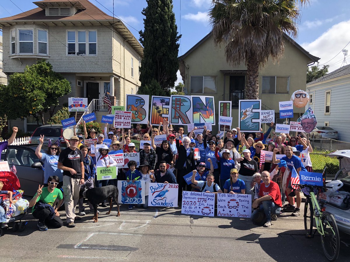 danwood's tweet photo. Fourth of July. #alamedaparade #alamtg https://t.co/chAYDvBAyt