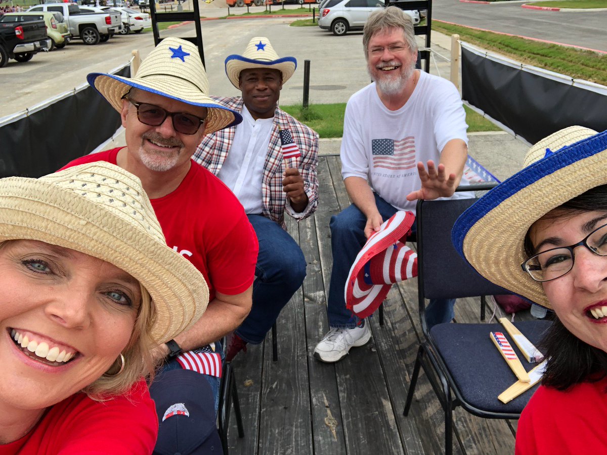 rmwestbrook4's tweet photo. Schertz Jubilee 4gh of July Parade. Great Board of Trustees! @SCUCISD @AmyDriesbach @LSever5 #July4th #bethestandard https://t.co/j5ZmKJDJQG