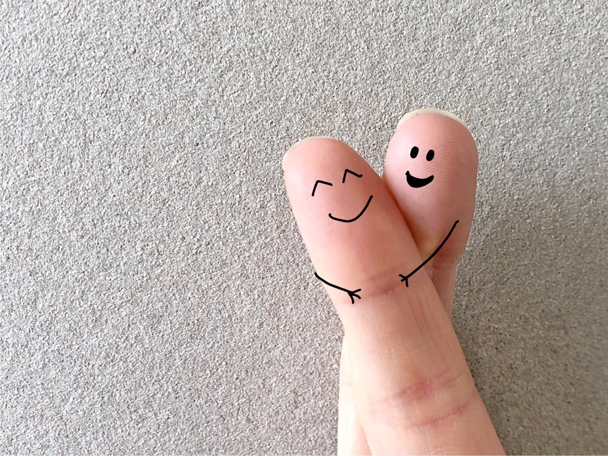 klbeasley's tweet image. Everyday object challenge: take a photo of your hand or a couple of fingers and draw over them. #ADE2019  #EveryoneCanCreate #EverydayObjects @PegKeiner @milesbeasley #mywab