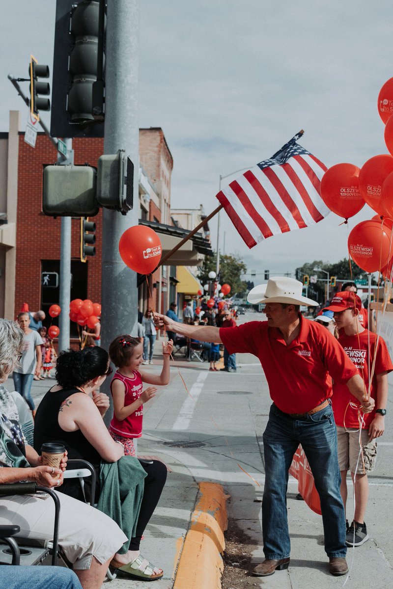 alformontana's tweet photo. Happy birthday, USA! It's a great day to fly our flag, walk those parades, and grill Montana beef. Have a safe and enjoyable Fourth of July! ๐บ๐ฒ #mtpol #ImWithAl #mtgop https://t.co/FoJ2p6Ntyk