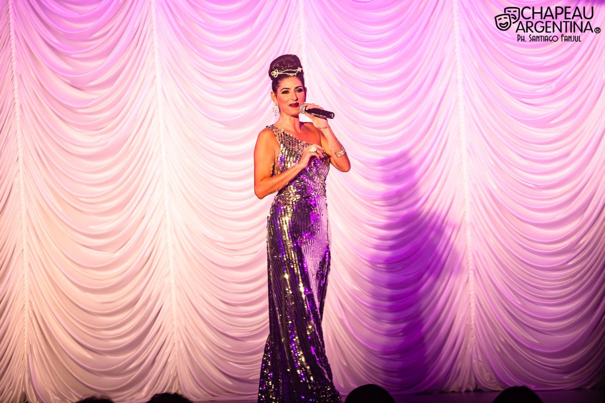 #TeatroMusical @LAJAULA2019 en #TeatroBroadway Reseña <a href="/guixeb/">Guille Barrios</a> + PH <a href="/elsantoweb4/">Santiago Fanjul</a> para <a href="/ChapeauOk/">Chapeau Argentina ®</a> Gracias @maxicardaci <a href="/NoeCardaci/">Noe Cardaci</a> -->facebook.com/pg/ChapeauArge… RT <a href="/jmartaza/">Juan Manuel Artaza</a> <a href="/NitoArtaza/">Nito Artaza</a> <a href="/CeciliaMilone/">Cecilia Milone</a> <a href="/raullavie/">Raul Lavie</a> <a href="/FrancoRau2/">Fran</a> <a href="/aripastocchi/">Ariel Pastocchi</a>