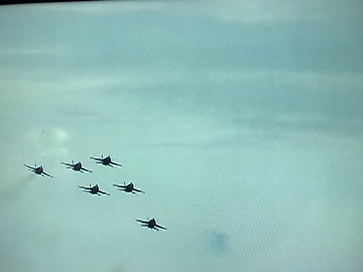 FriskyMav's tweet photo. Fairytale Day !! @thehill missed 3rd act!
Even a little moisture couldn’t dampen spirits of young love as the sky’s cleared for everyone to enjoy #SaluteToAmerica!
More like #CSVU
@POTUS gave nice historical patriotic speech & air show & NO #RainOnTrumpsParade #ProudAmerican https://t.co/4pXsbJugoK
