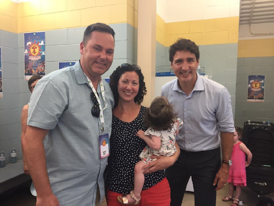 Summer has officially kicked off w/the 25th TD <a href="/SunfestLDN/">Sunfest London</a> “What makes us different, makes us stronger” Diversity &amp; Inclusion matters more now than ever Thank You for bringing the world of music to #LdnOnt &amp; <a href="/JustinTrudeau/">Justin Trudeau</a> for helping kick off the celebration #TheReadyCommitment