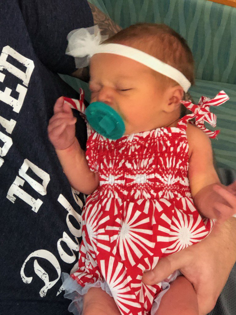 k_mayhew03's tweet photo. My baby girl's first #FourthofJuly @JSparks729  I love you so much, thanks for all you do and will do for her and I. #BabyAddison https://t.co/oDvaZCPiXo