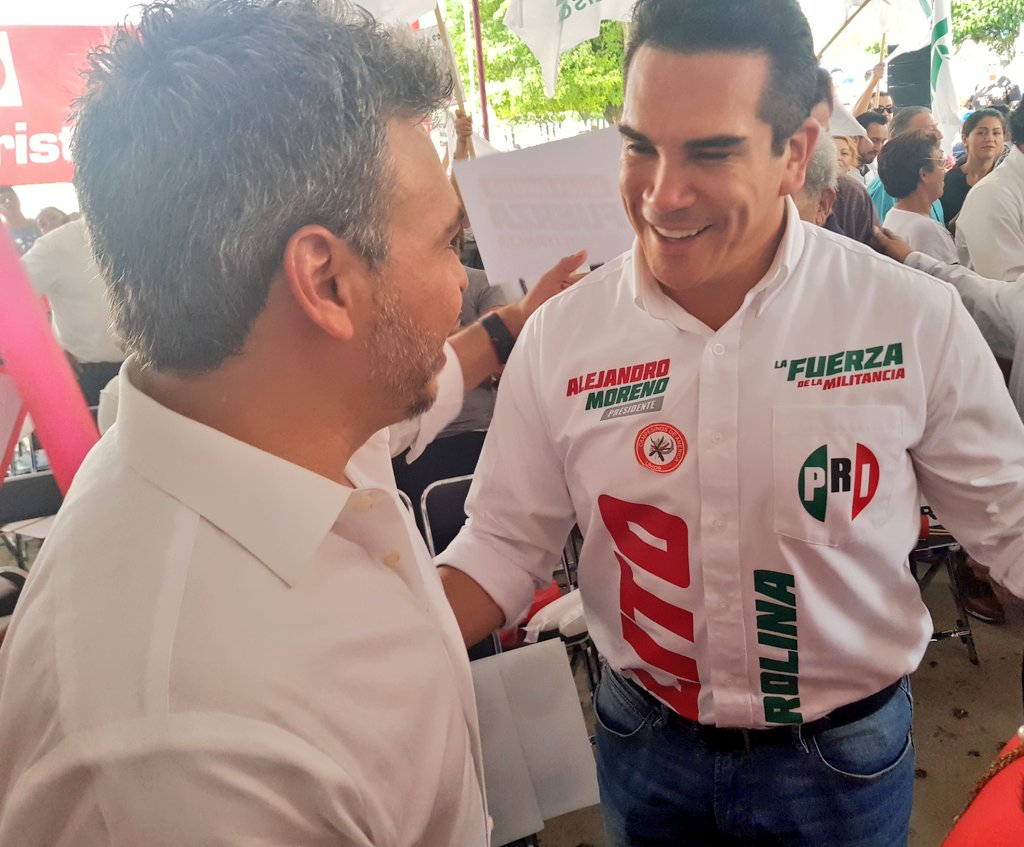 OswaldoBanales's tweet photo. En @PTonala recibimos a @alitomorenoc, candidato a Presidente @PRI_Nacional, quien con su preparación y experiencia y la fuerza de la militancia enfrentará retos, para la renovacion de nuestro partido, con propuestas concretas y listo para seguir compitiendo democráticamente. https://t.co/dqS8ZU5JYu
