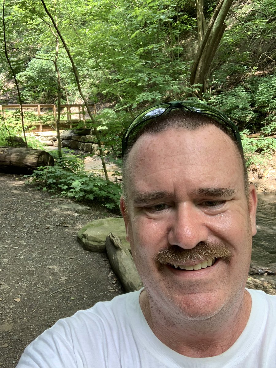 pigpgh1's tweet photo. #fallrunpark #shorthike https://t.co/QAHGtGi3yl