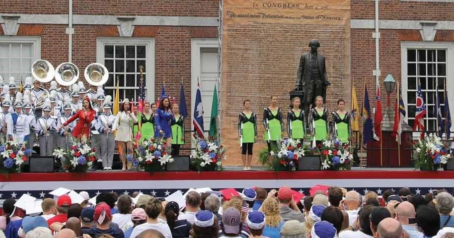 andrewmccrea's tweet photo. The United States was just 11 years old, but it was in crisis. James Madison stepped in with a plan to help save our nation born on the 4th of July. Listen here https://t.co/mKAWDk96MP. Photos: https://t.co/E1rz7Dl6RA and Geoffrey Clements/CORBIS, https://t.co/T5RslwUM3T https://t.co/eqQFgCRPo7