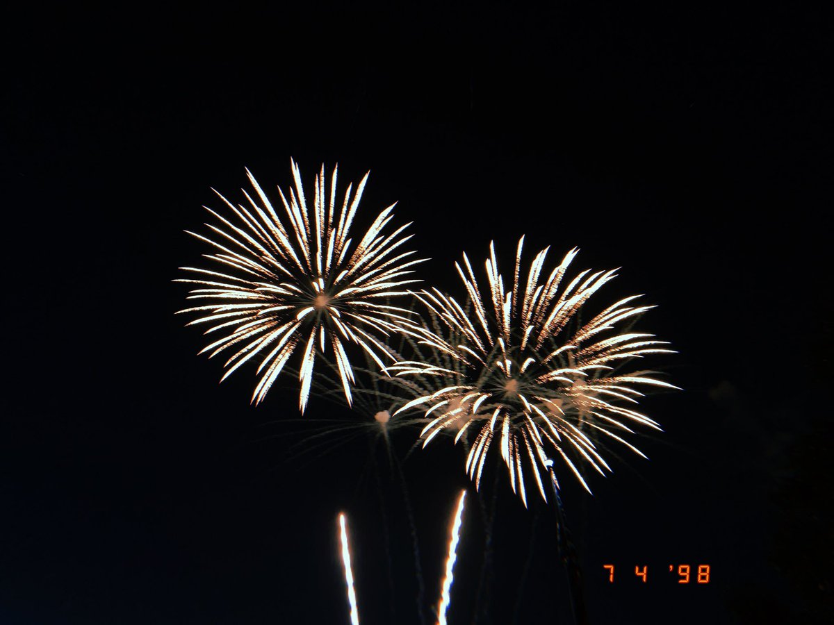 Kyleekc7's tweet photo. You had the best seats for all these beautiful fireworks tonight. Love you always mamma ❤️ https://t.co/Bk0hTBpYIR