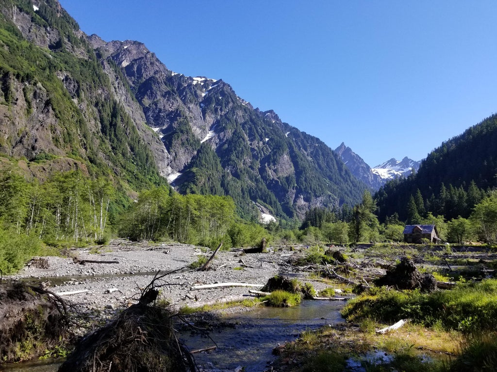 Duge_H's tweet photo. We didn't have the greatest luck in terms of weather, but it did clear up for our trek out https://t.co/NqEwZ0pDtk