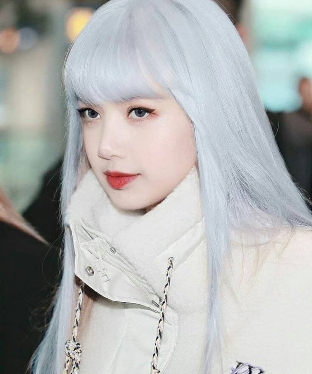 Lisa Standard S Tweet I Ve Never Imagined White Hair Could