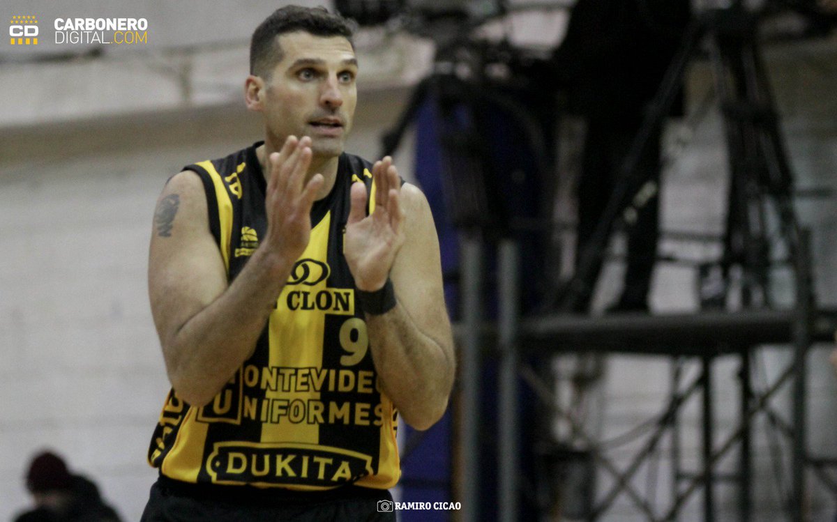 CarboneroDGT's tweet image. 🏀 Volvimos al triunfo! 👏

#Peñarol venció a #Stockolmo 90-68 por la fecha 6 de #ElMetro.

Alston y @PepusaPerez con 21 puntos cada uno, fueron los goleadores del #Carbonero.

¡Seguimos el viaje rumbo a la Liga! 🚀