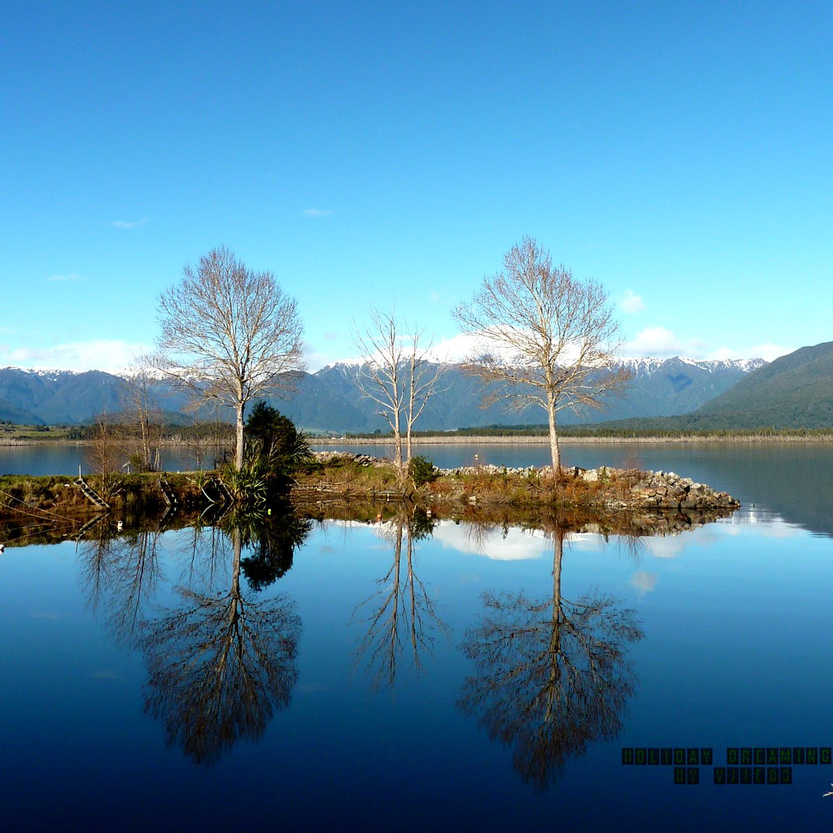 hd_vjie83's tweet photo. #Vjie83OnThisDay
7年前的今天,我在 #greymouth 郊區的 #moana #摩阿娜的 #LakeBrunner 欣賞讓人驚艷的湖景。
🇳🇿🌅🌅🌅🌅🌅🌅🇳🇿
.
完整圖文版➤ https://t.co/Xzbyp6dTEt
.
#nz #newzealand #NZWH #紐西蘭 #新西蘭 #nzmustdo https://t.co/Wyx8ApwvLA
