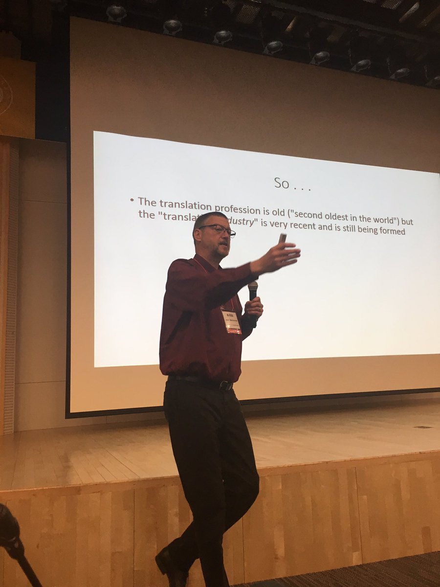 #translation is an old profession, as old as St Jerome. St <a href="/Jeromobot/">Jeromobot</a> waltzing us through how AI does not emulate your brain. We still provide the intelligence. Cracking keynote at #APTIF9 #Seoul #1nt #xl8