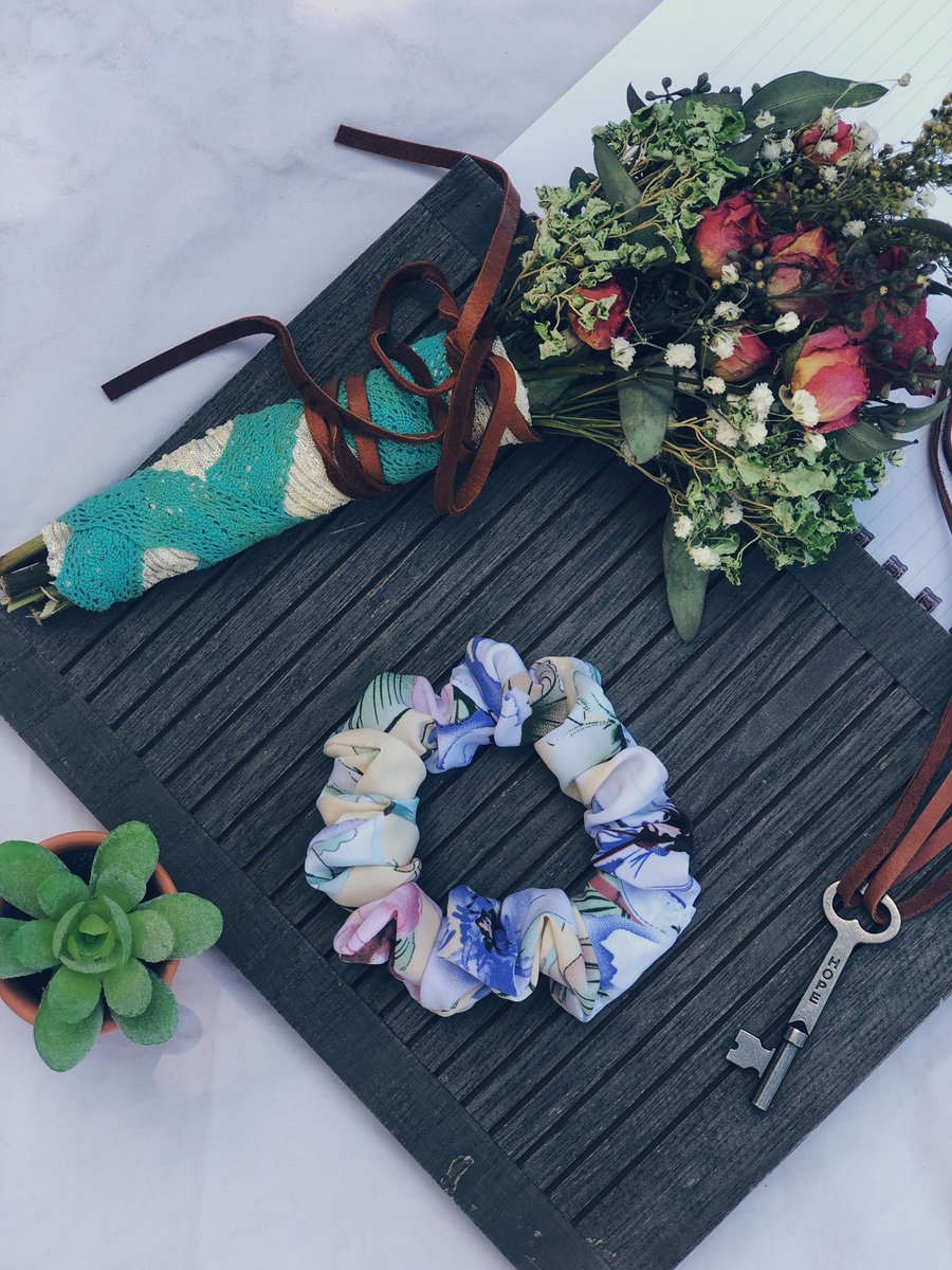 maddys_makes's tweet photo. Soft florals !! 🌸🌼 $3 each or mix with others to make it 4 for $10 !! DM to order !! https://t.co/RmfHQ0JxZh