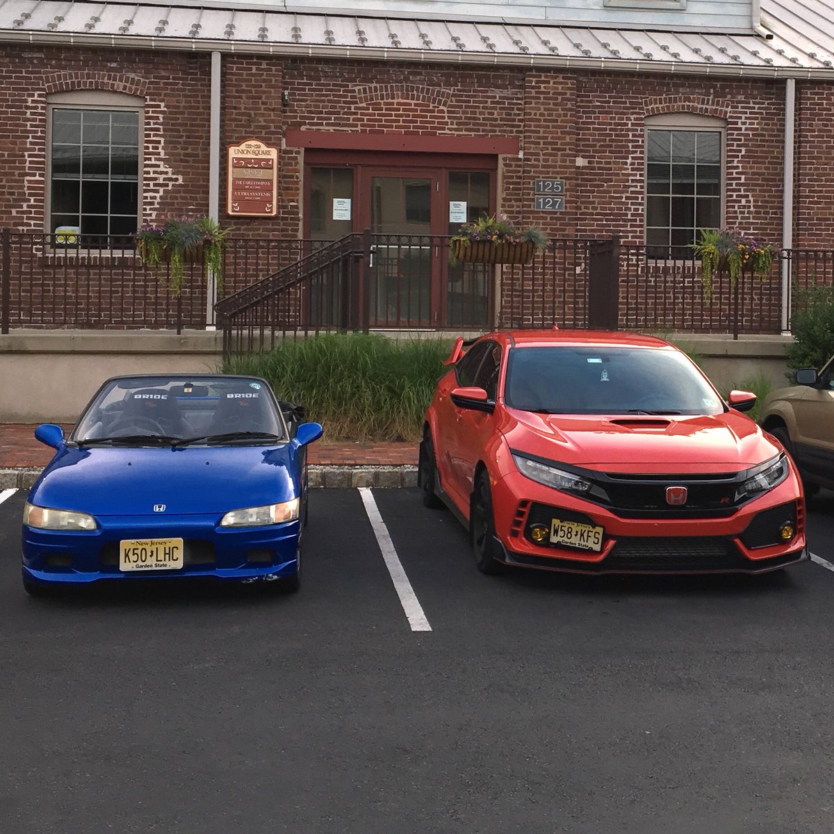 Regular Car Reviews On Twitter For The 4th Jaythegryphon Let Me Drive His Honda Beat Again Everywhere He Goes With It People Want To Take Pictures Here Is His Beat Next To