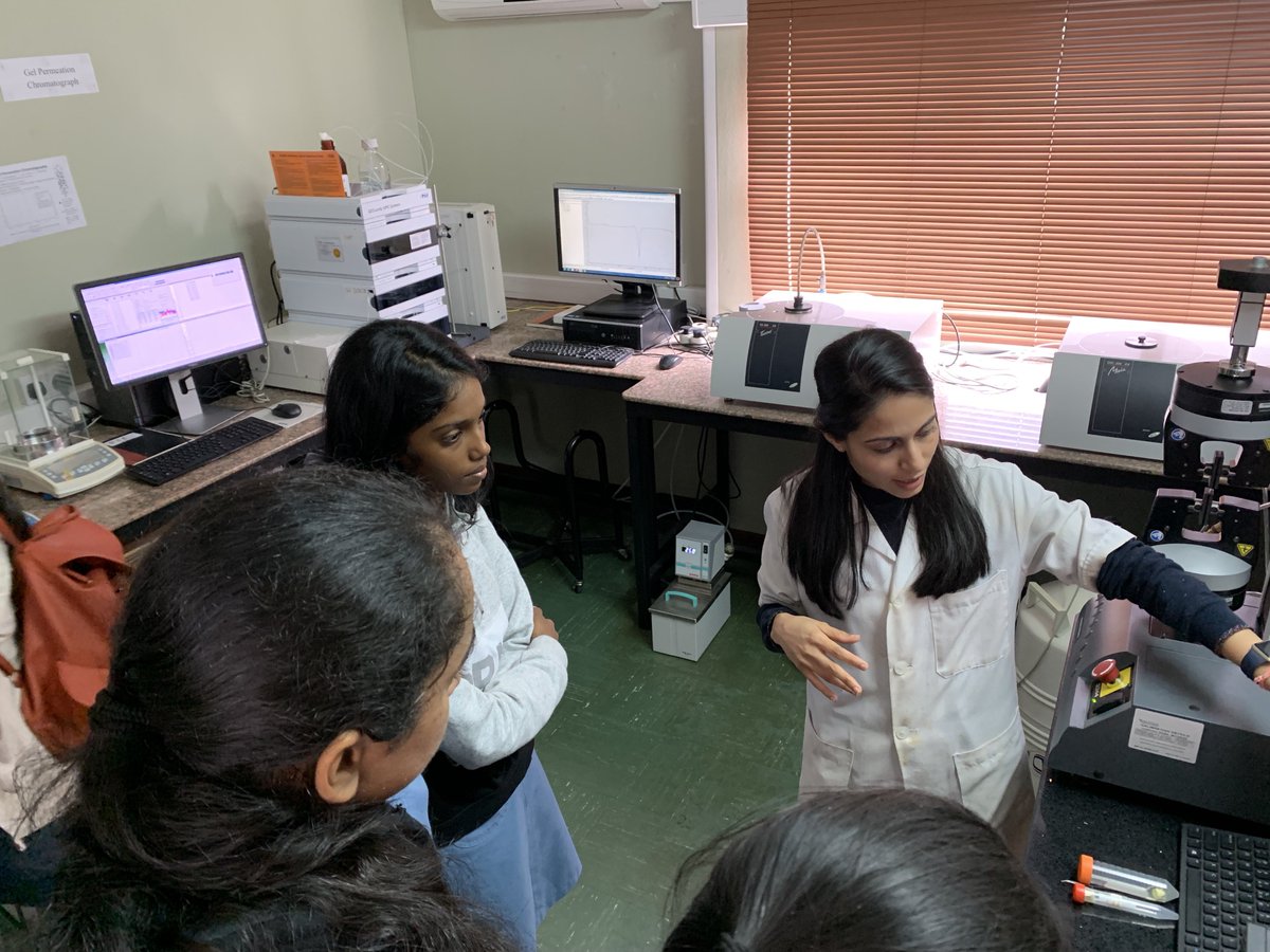 BCbbr's tweet photo. Visit of the Droopnath Ramphul State College at the @BCbbr on the 3rd of July 2019. 
Ms Itisha Chummun (PhD student) and Mr Akash Nundloll (Research Assistant) of the CBBR showing the students around the lab. #Science #STEM #CBBRMauritius #CBBR #BDDN https://t.co/IF0BhowO7M