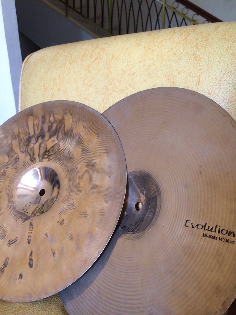 _samuelsusanto's tweet photo. @DrumBagus WTS Hihat Sabian HHX Evo 14” no crack no keyhole... pemakaian pribadi.. WA 08998289885 https://t.co/3HRsTa5Kvh