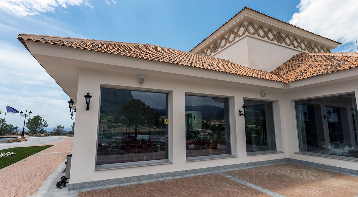 Amazing new Apart Audio installation in Spain, full details here bit.ly/Apart-golf-ref…