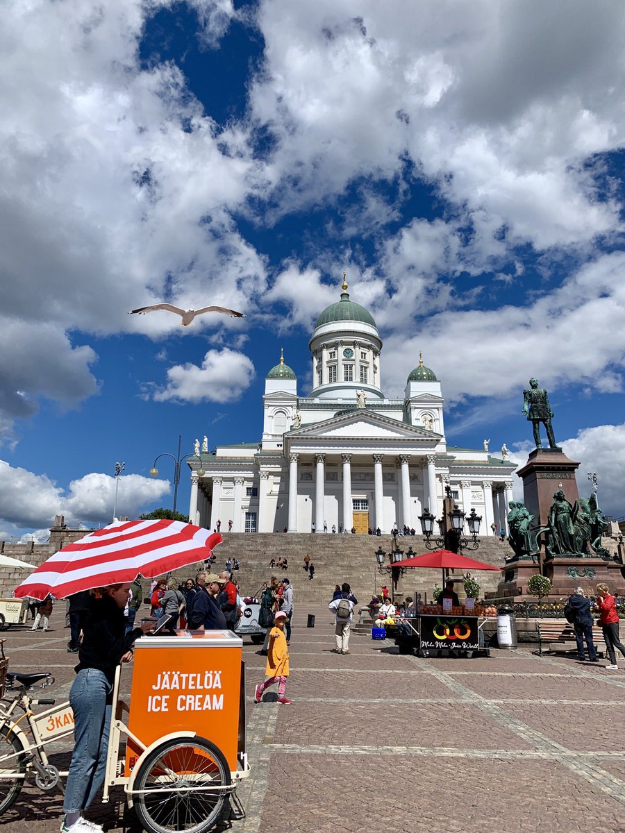 Lauren Scofield tweet media