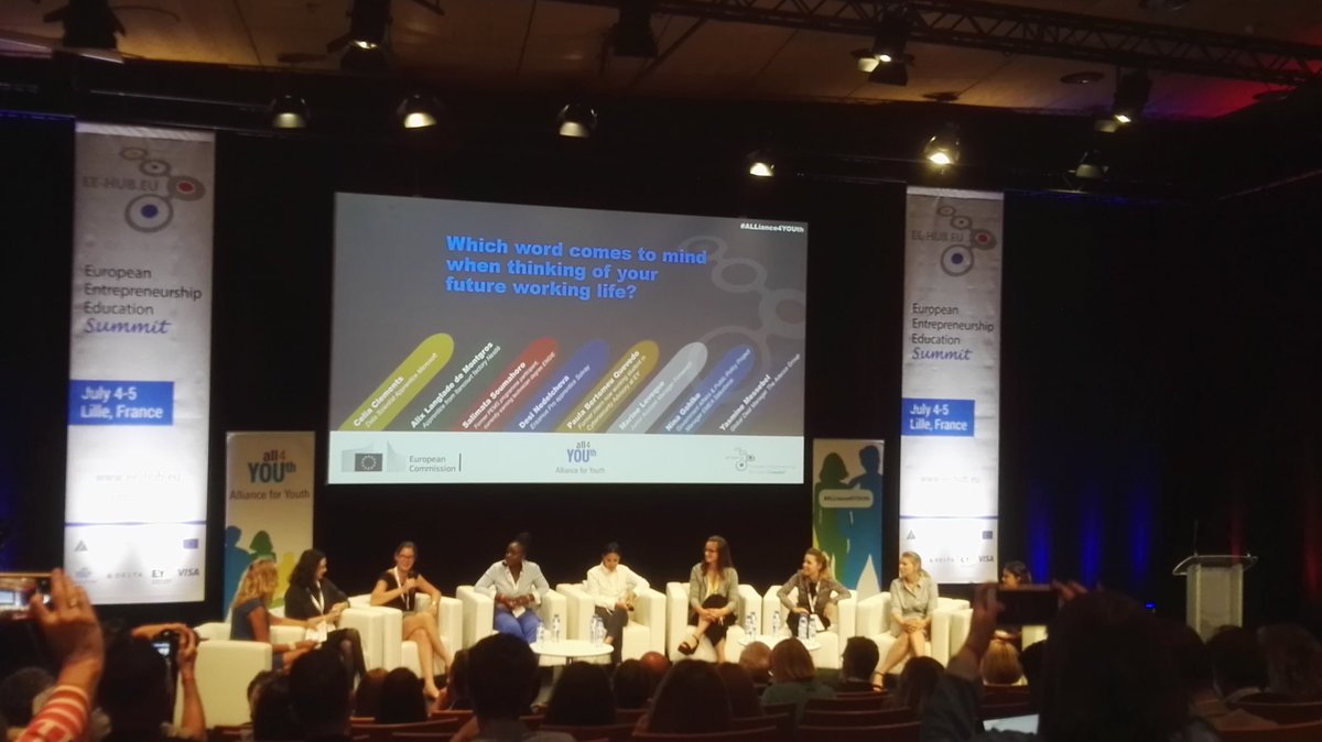 jclavareau's tweet image. #multiculturalité #innovation #flexibilité sont les maître-mots de la jeunesse entrepreneuriale et c'est extraordinaire! #EEhubEU #Lille #FondationEnseignement (ah, et c'est un panel 100% féminin, comme quoi, oui, c'est possible😉)