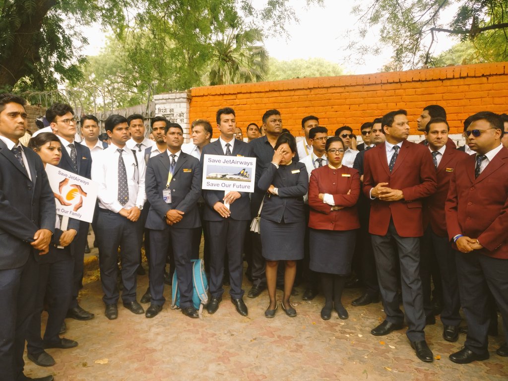 deepak_bombay's tweet photo. @narendramodi Modi ji U have Ruined the Life Of 22000 Jet Airways Employees and their families. https://t.co/u6EQyZqJn7
