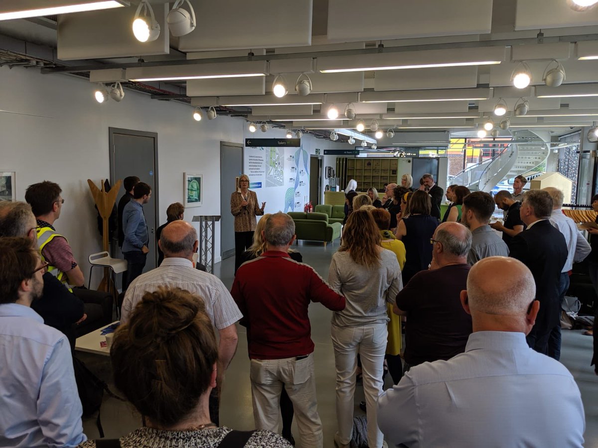 margot_james_'s tweet image. A pleasure to be at @newcastlehelix this morning. 

Brilliant collaboration between investors, academia and business in this #smartcity. 

#TechIsGREAT🇬🇧 #NorthernPowerhouse