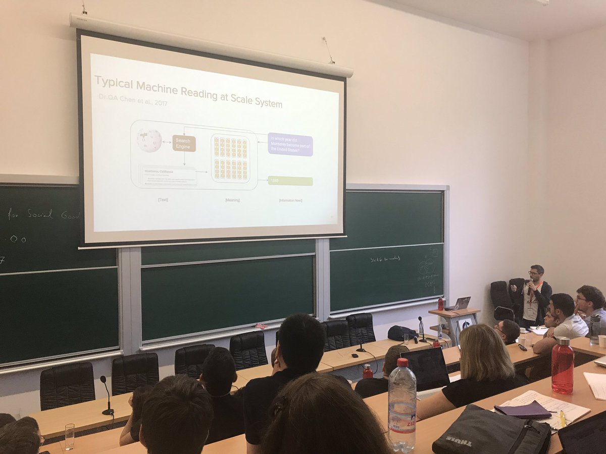 Awesome talk by Antoine Bordes on end to end Machine Reading and Question Answering at #EEML2019 <a href="/EEMLcommunity/">EEML</a>