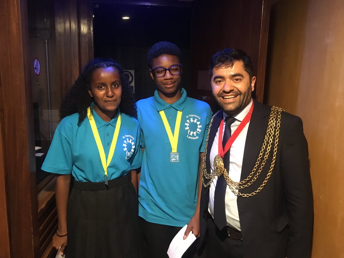 More pictures from our #IHL10 concerts ⁦<a href="/southbankcentre/">Southbank Centre</a>⁩ - Backstage ⁦<a href="/MayorOfLambeth/">Mayor of Lambeth</a> ⁦<a href="/richardrussell1/">Richard Russell</a>⁩ ⁦<a href="/BayleyOllie/">Ollie Bayley</a>⁩ ⁦<a href="/GillianMoore10/">Gillian Moore</a>⁩ &amp; IHL seniors - on stage soloist &amp;T-shirt action at registration. What a fantastic day we all had! #Community ❤️