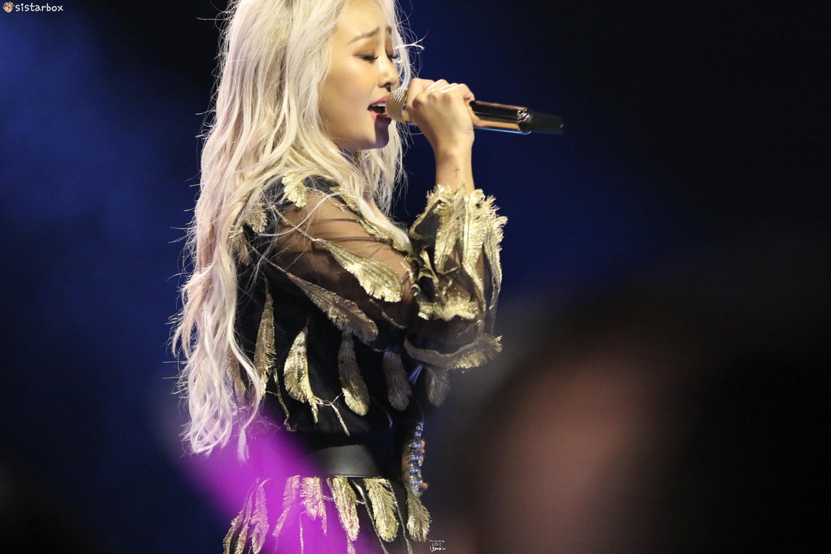 sistarbox's tweet image. 190622 #HYOLYN 1st World Tour [TRUE] in Taiwan  #효린 sistarbox.blogspot.com/2019/06/190622…