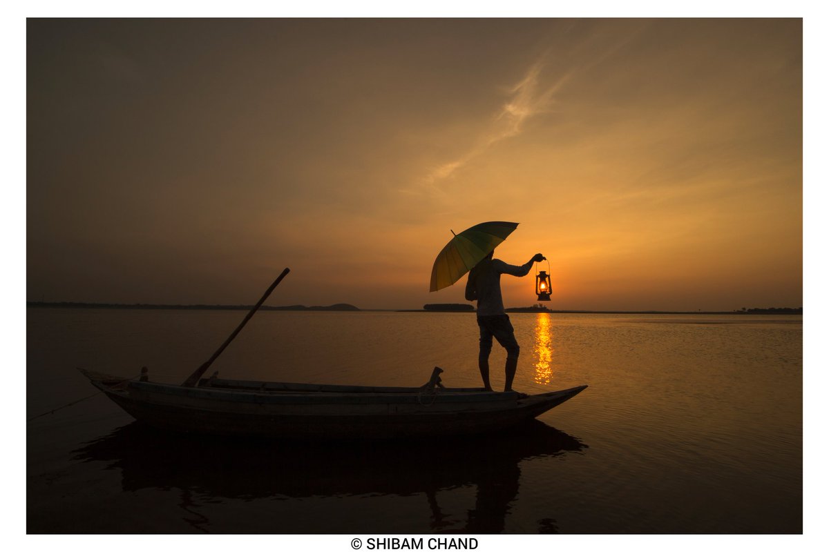 The Last Sailor On The River 🛶
#sunset #sunsets #sunset_pics #sunsetlover #boat #f4fofficial #travel #travelphotography #river #igersmood #ig_captures #mypixeldiary #ngtindia #india_gram #coloursofindia #india_undiscovered #ngtindia #indiapictures #travelrealinda #indiaclicks