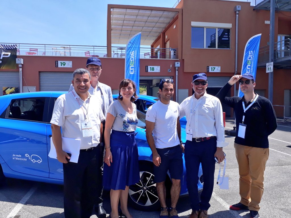 Melina00603426's tweet photo. #RIVE2019 : @CaroleDelga,
Présidente de la @Occitanie sur le circuit du @PoleMecanique avec @JBenabdillah @Did_COLIN et @VincentBELTOISE au volant de la #Zoe #Enedis ! 
Un plein de sensations... 
@enedis_LR @enedis @rives @VilledAles #Gard https://t.co/EOfbIu1v7B