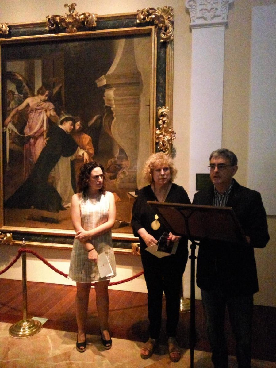 GilAlbertIAC's tweet photo. Ahir, 4/7/2019, es complia el 25 aniversari de la mort de Juan Gil-Albert i ho celebrem davant "La tentación de Santo Tomás de Aquino" de Diego Velázquez, llegint un text escrit per Juan Gil-Albert davant l'original conservat en el @MuseoArteSacro d'#Oriola. #GilAlbert2019 https://t.co/5FIA2Sy4rU